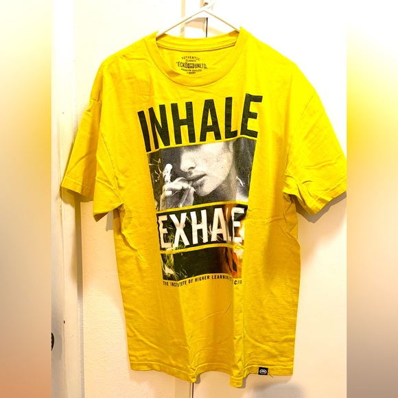 Ecko Unlimited Bold Yellow Graphic Tee - Picture 1 of 6
